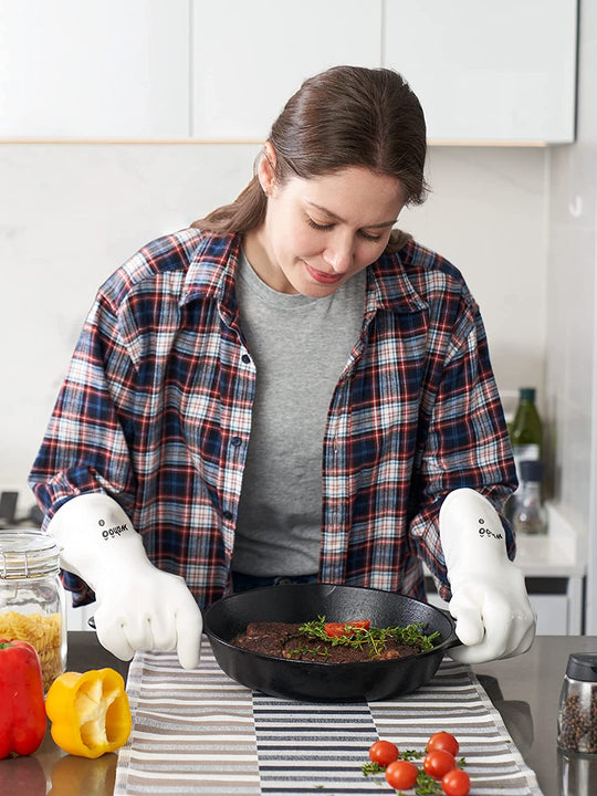 wahoo Liquid Silicone Gloves | White